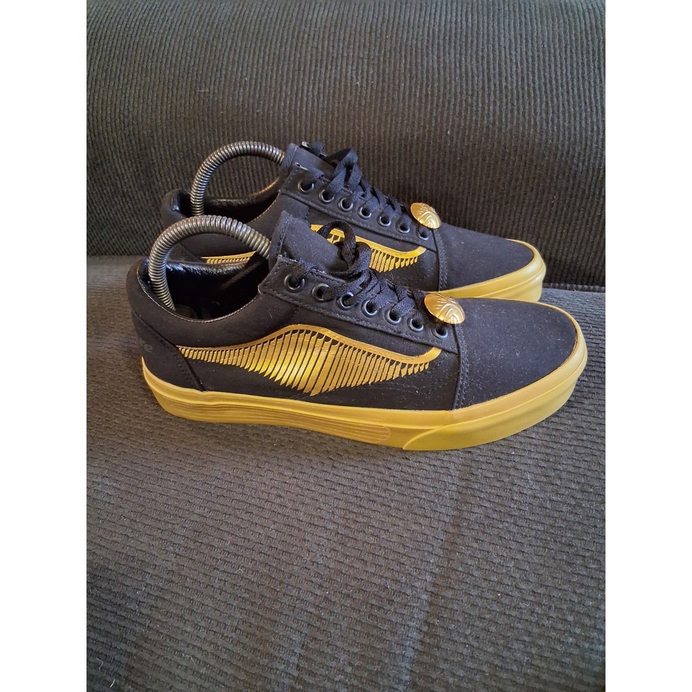 Vans x Harry Potter Golden Snitch Old Skool 721356 Mens Size 7.5 Shoe Gold Black - Picture 3 of 8